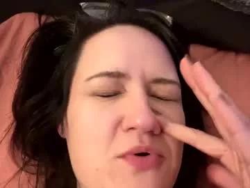 kinkbitch25 on Chaturbate 