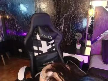 laurenhazel_ — GOAL: blowjob [19 tokens remaining] FIT BABE VIBES... WATCH MY TIGHT BODY WORK U UP  #muscle #shy #fitness #biceps #muscleworship