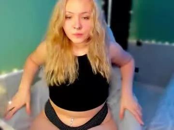 mari_kiku — Hey! Shower show after all golas! Happy friday // GOAL: Slap that asss [60 tokens left] #blonde #teen #feet #sph #hairy