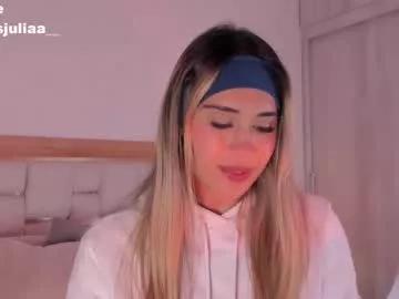missjuliaa_ on Chaturbate 