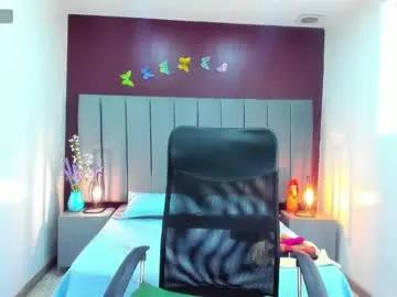 moxa_hot — GOAL: full naked [77 tokens remaining] Welcome to my room! #squirt #milf  #mature #anal #fuckmachine