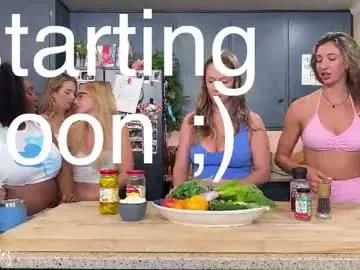 nakedbakers — Tops off! [1500 tokens left] Naked Dinner Party - Pizza Night