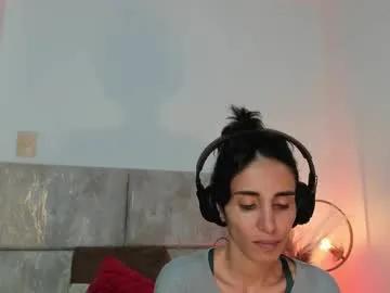 ninacavallli on Chaturbate 