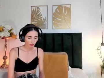 ninacavallli on Chaturbate 