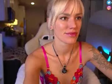 ohbabykelly — GOAL: oil boobs  wheel-85| c2c-60| pm 22 #heels #feet #pantyhose #stockings #mistress