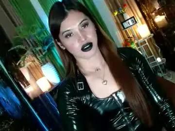 queen_kendalx19 on Chaturbate 