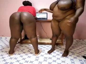 queenkiah on Chaturbate 