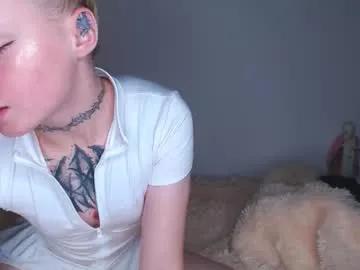 rainy_moon — Hello guys! Im new here <3 - Goal: fall in love [258 tokens left] #18 #blonde #flexible #new #shy