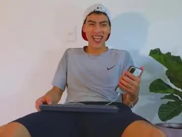russell_adams_ on Chaturbate 