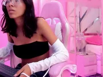 sara_naomi on Chaturbate