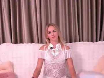 tendercrush — Hi... I'm Ellis  it's my 4th stream here... I'm a bit shy  Goal: sit in doggy  #shy #teen #18 #new #natural [49 tokens remaining]