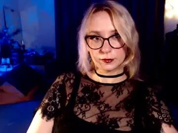 welliza on Chaturbate 