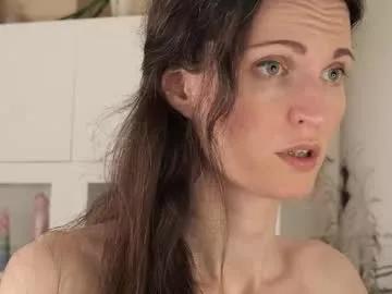 yulladao on Chaturbate 