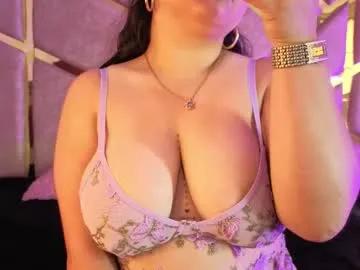 zafiro_claire — GOAL: Make this pretty girl give you a titifuck [44 tokens remaining] my pretty tits are for you  #natural #bigboobs #lovense #cute #18