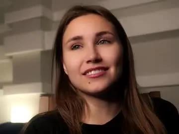 zeldaes — Goal: pleasure time :) I want to have a great time here :3 #shy #new #18 #cute #teen [0 tokens remaining]