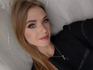 Alyonaqueenn on Streamate