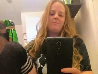 lovehollyann on Streamate