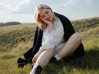 LovelyLoop on Streamate