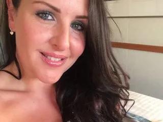 Naturallycurvy on Streamate