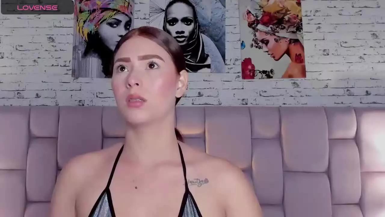 AlanaJoones on Streamray 