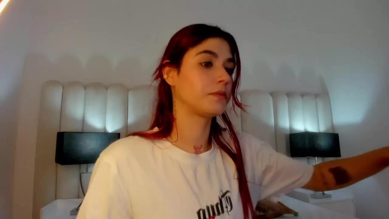 Anny_Cherry on Streamray 