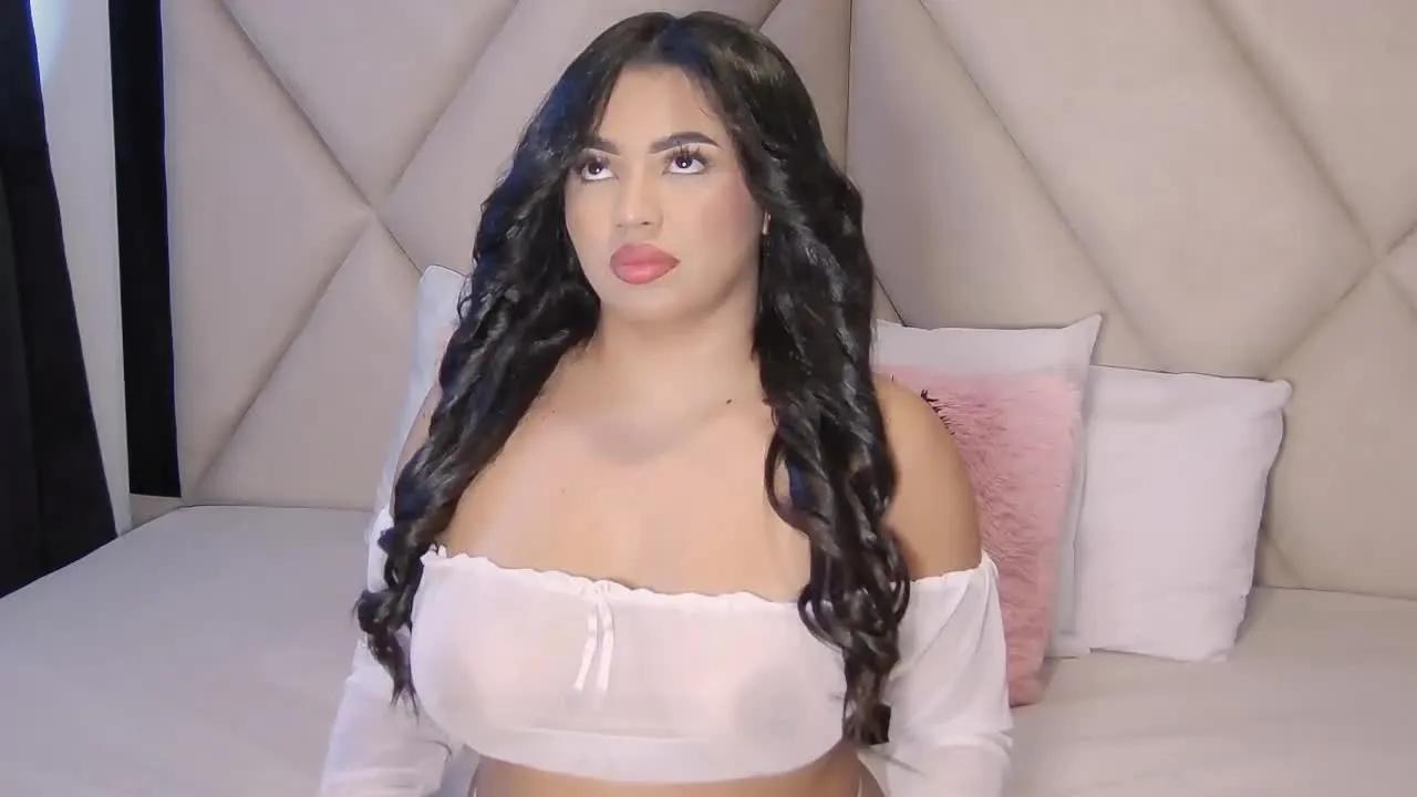 CharlotteBrownn on Streamray