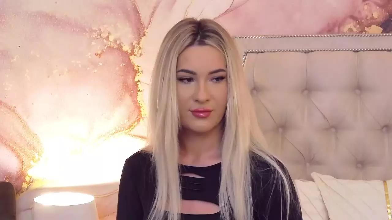 ElaAudrey on Streamray 