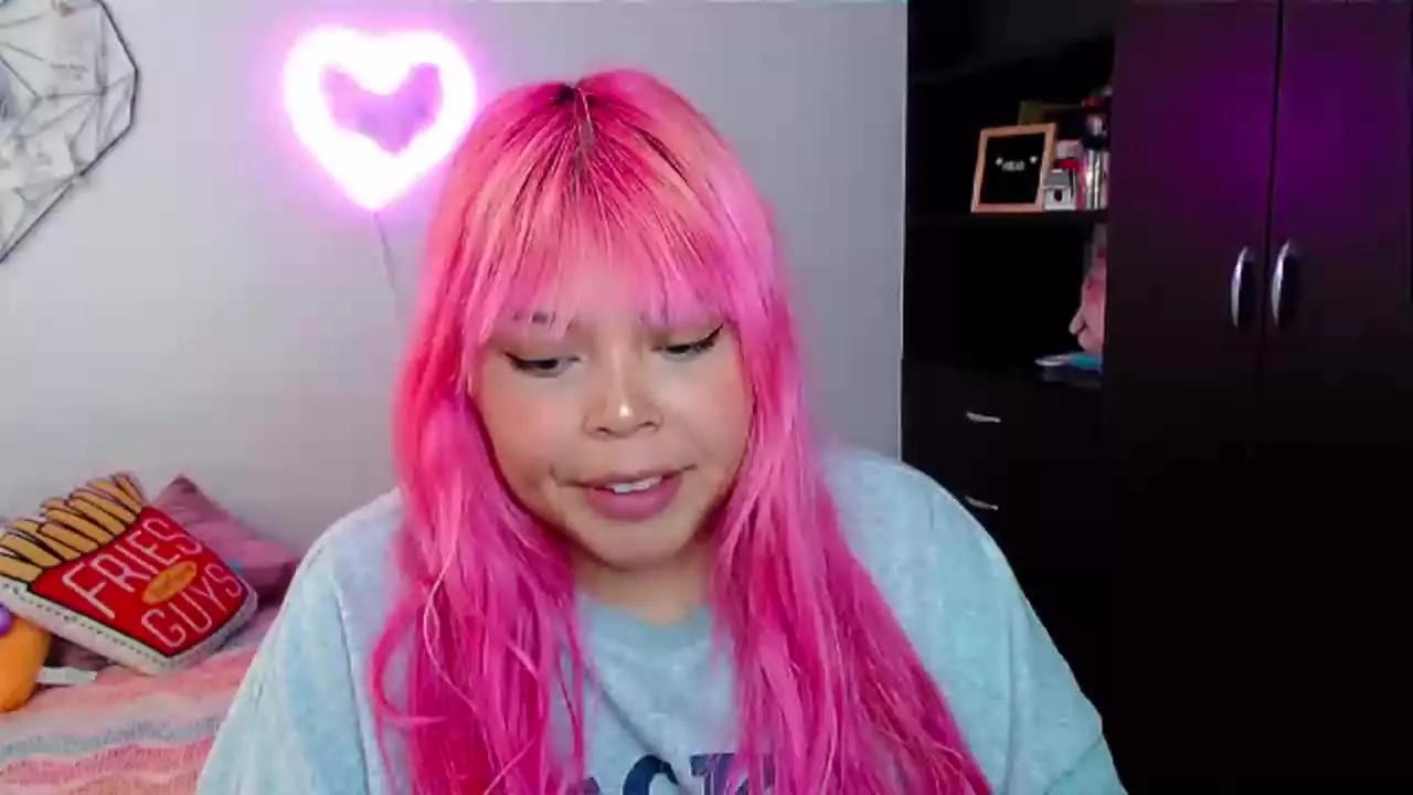 EllieAutumn on Streamray 