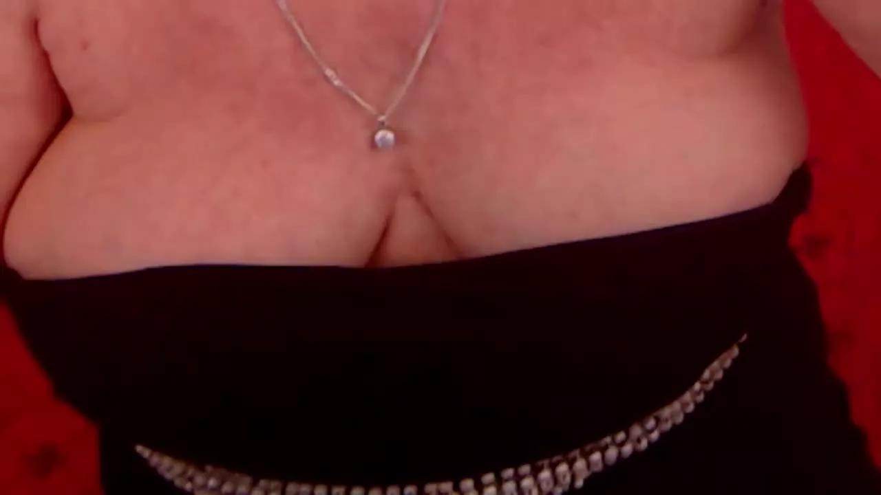 ExperiencedAlana on Streamray 