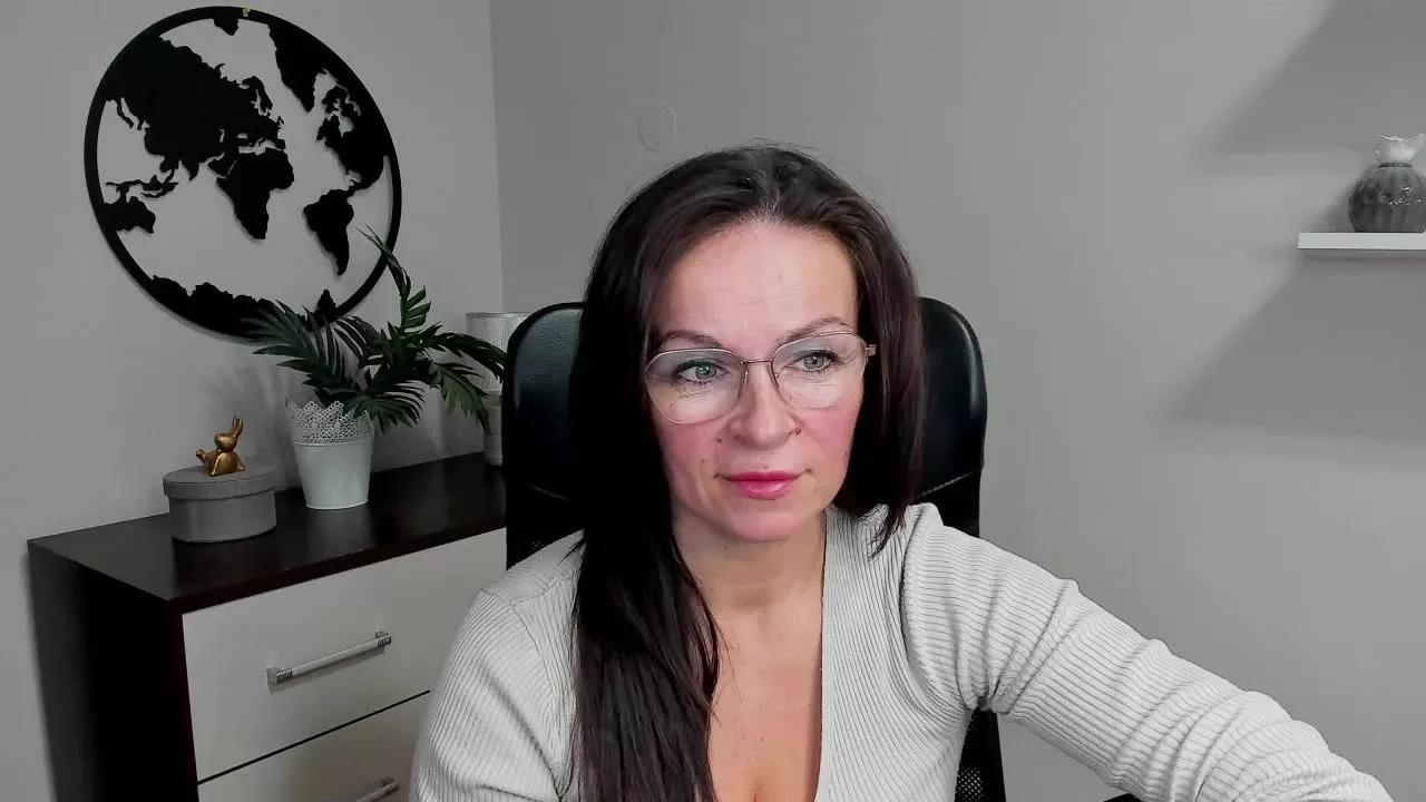 HelenTasty on Streamray 