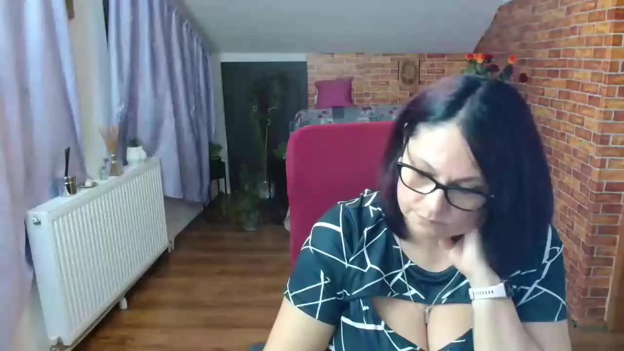 hellen37 on Streamray 