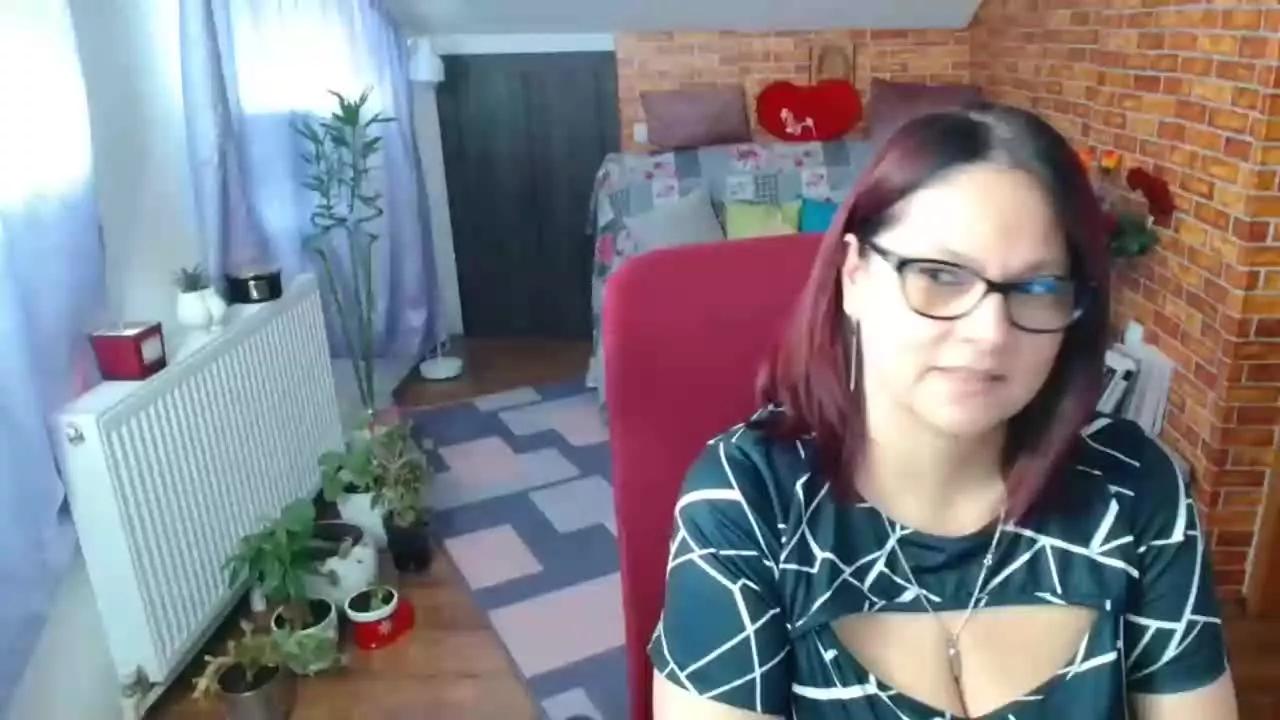 hellen37 on Streamray 