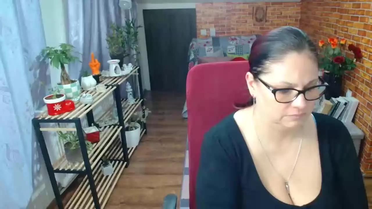 hellen37 on Streamray 