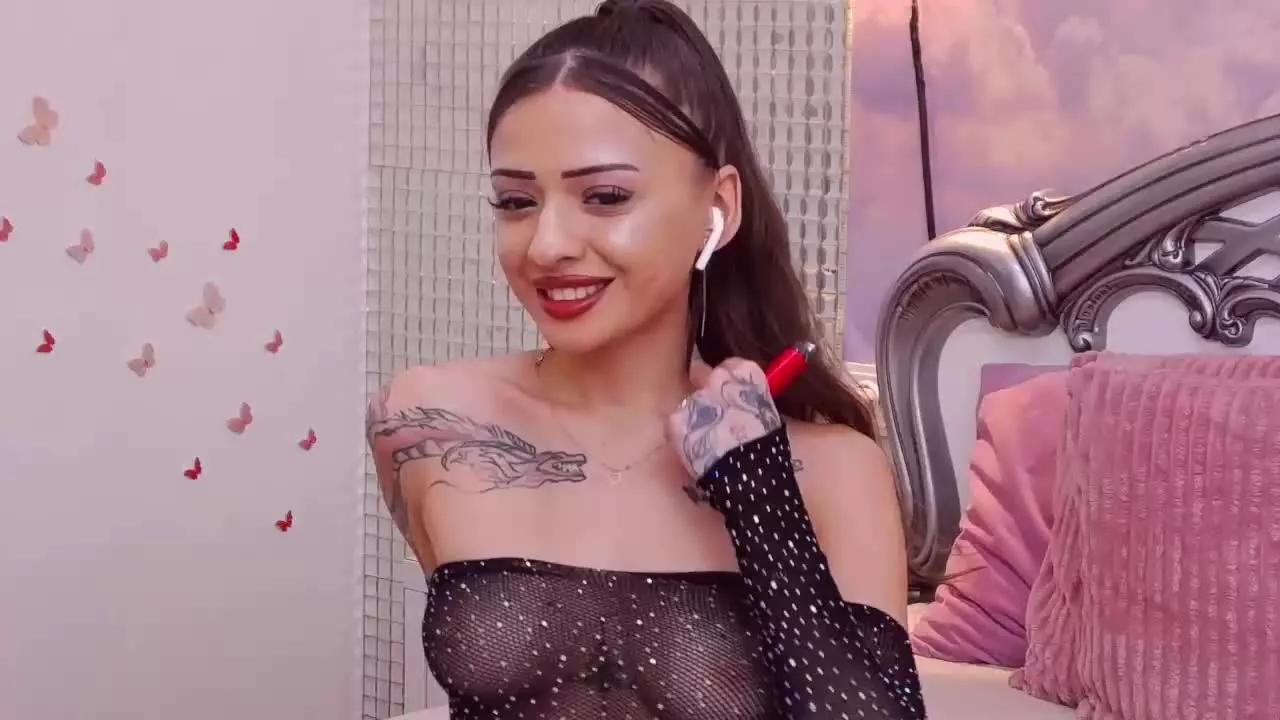 KayaBelle on Streamray 