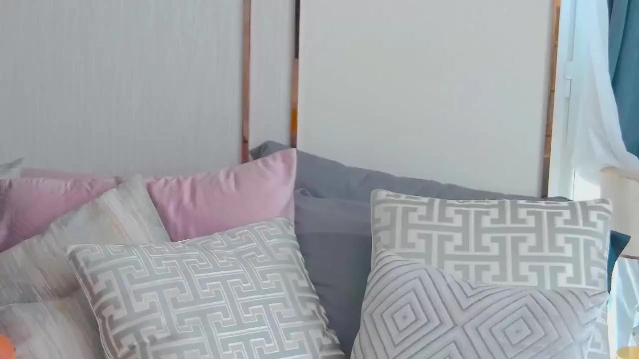 KinkiNicoleCummings on Streamray 