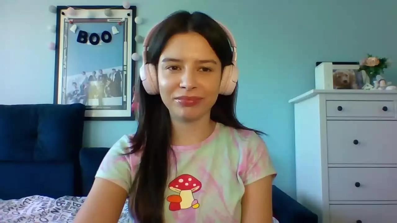 LariceTasty on Streamray