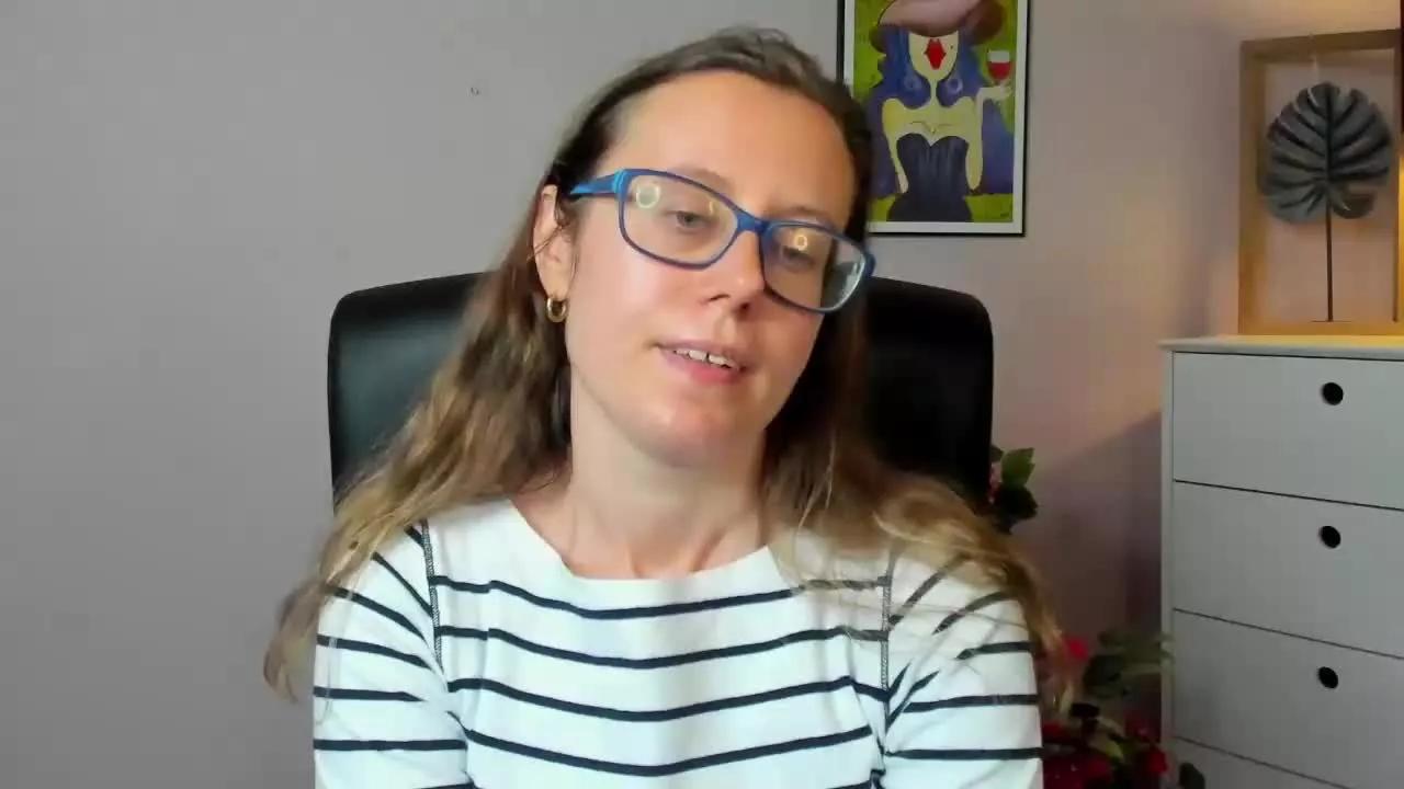 LizzySparkle on Streamray 