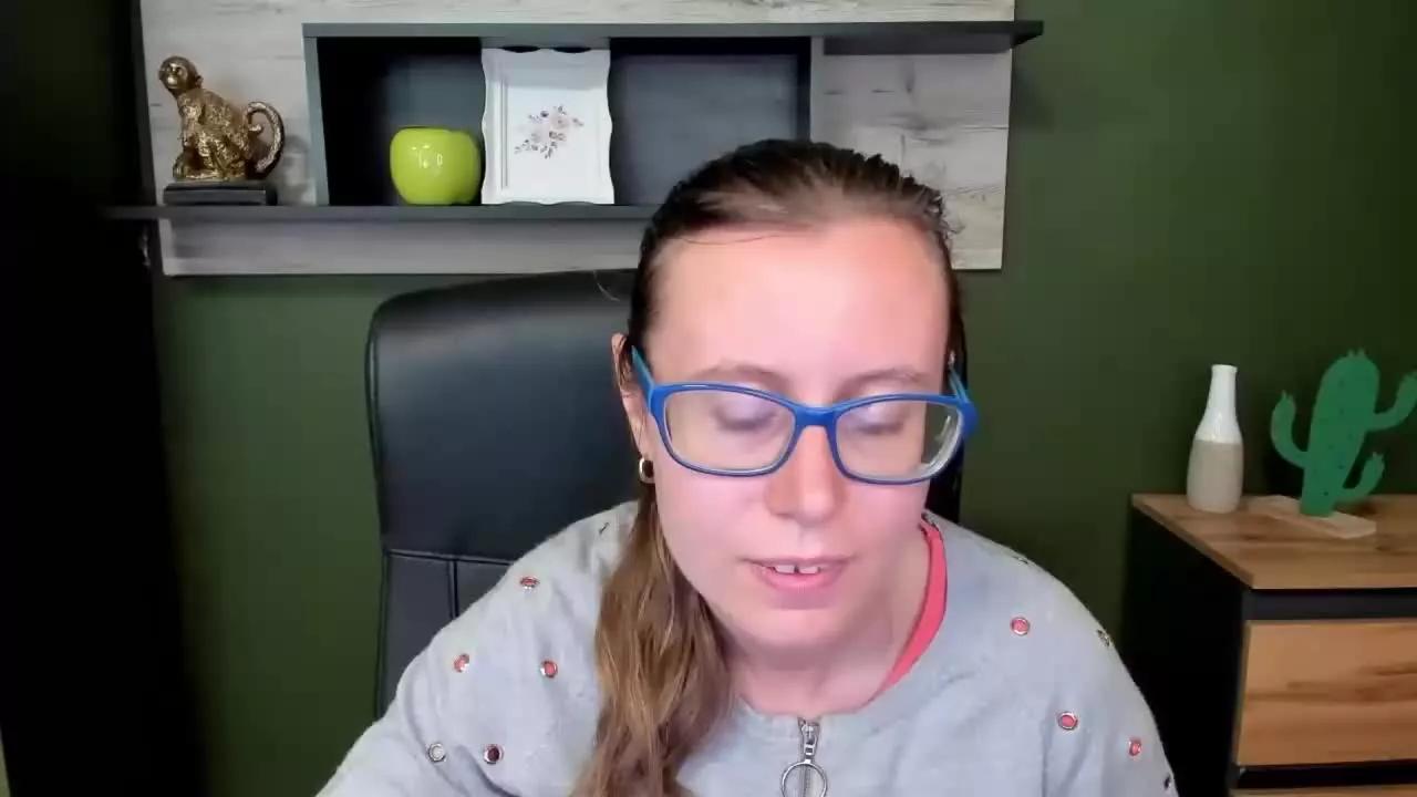 LizzySparkle on Streamray 