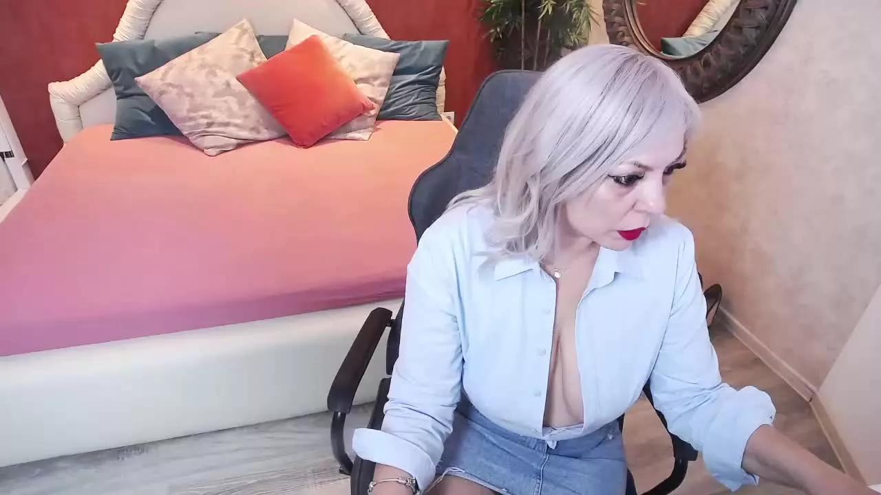 MeAmanda on Streamray 