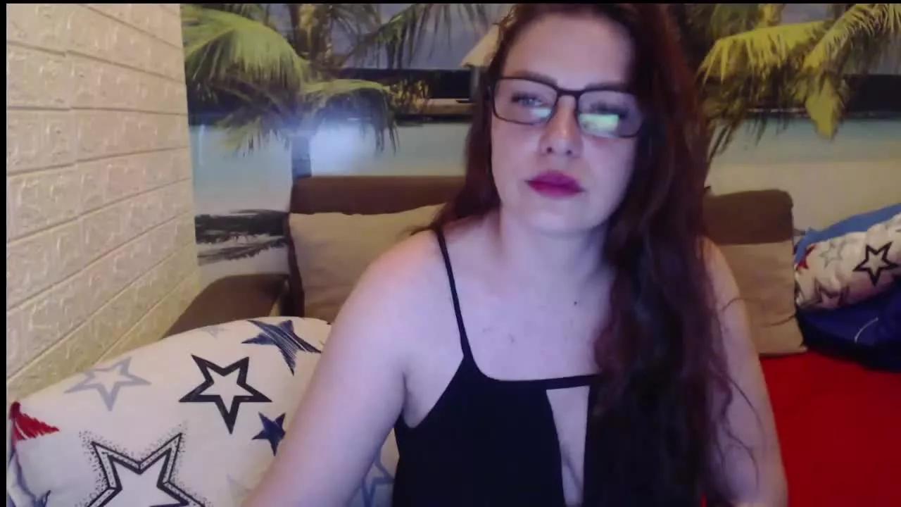Queen_Natasha on Streamray 