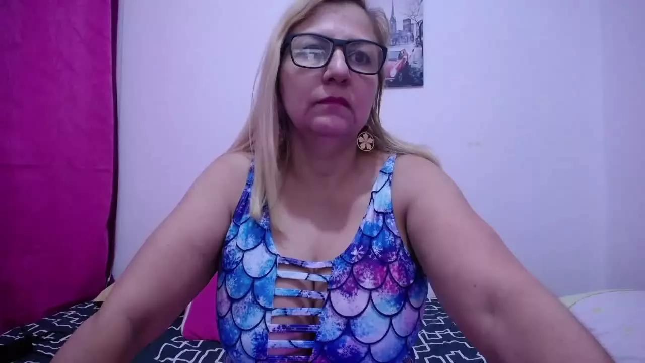 razzisweet on Streamray 