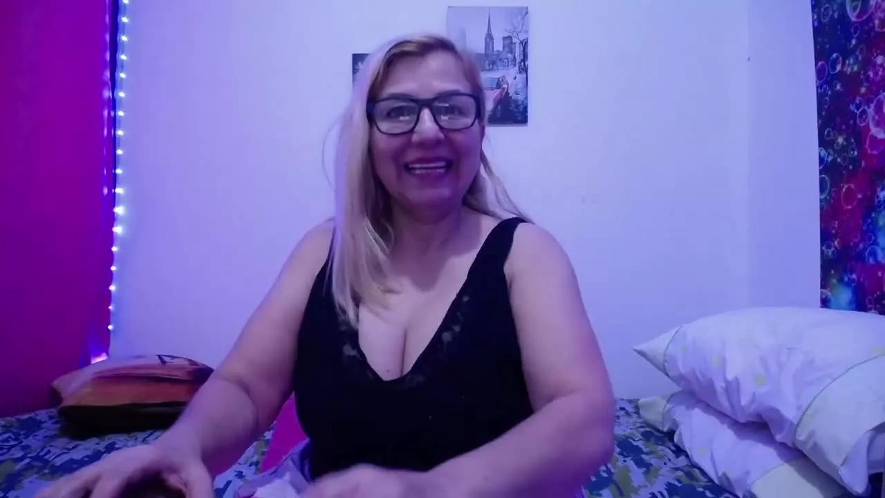 razzisweet on Streamray 