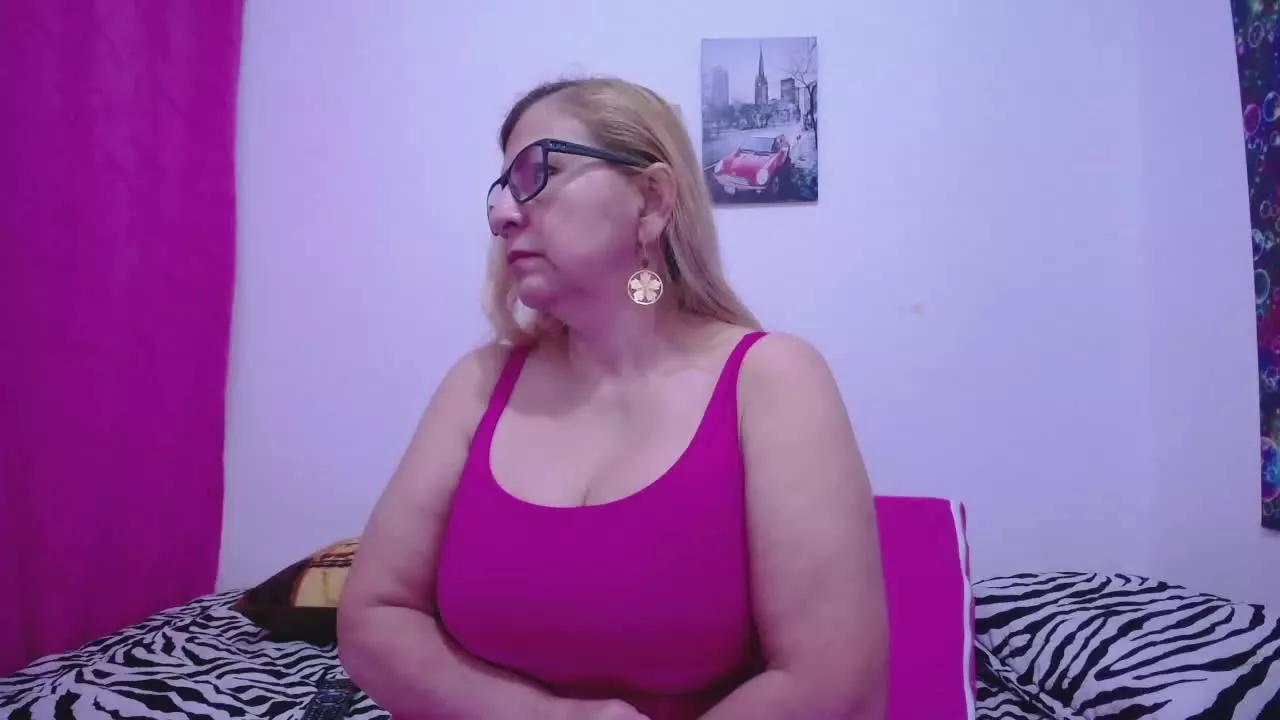 razzisweet on Streamray 