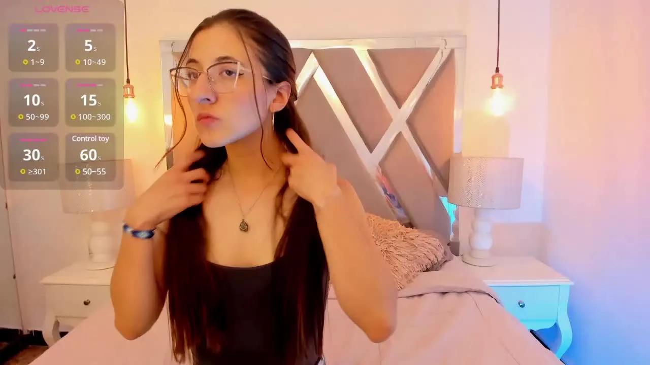 SaraJoness on Streamray