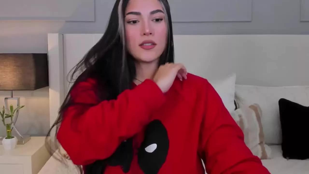 SelenaHarrison on Streamray 