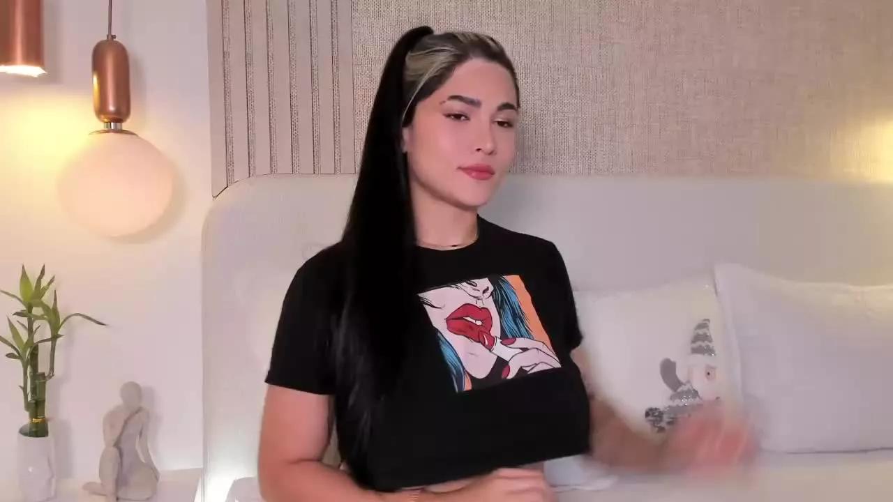 SelenaHarrison on Streamray 