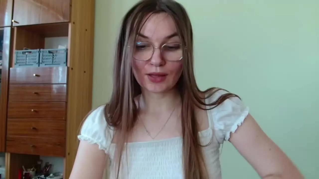 tastyELLYY on Streamray 