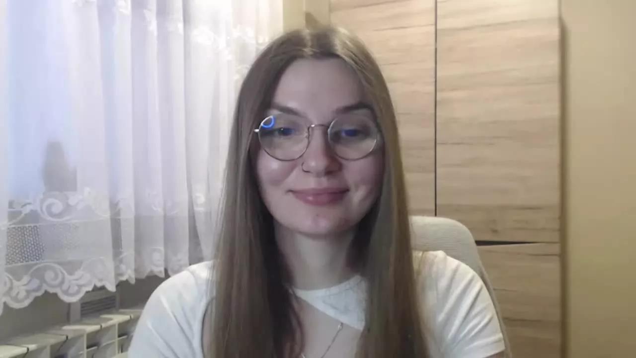 tastyELLYY on Streamray 