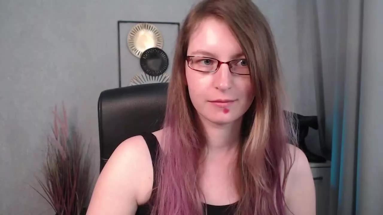 tastyEmma on Streamray 