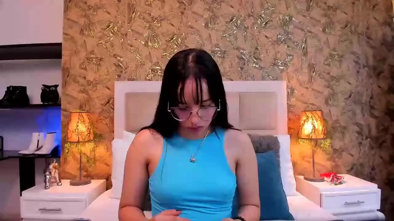 ValkyriaStel on Streamray